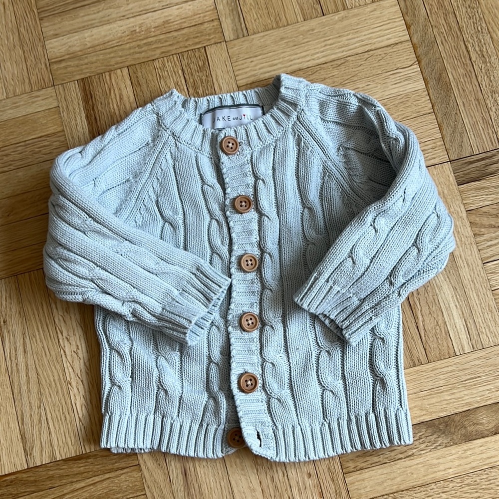 Jack and Jill sweater with button 6-12m